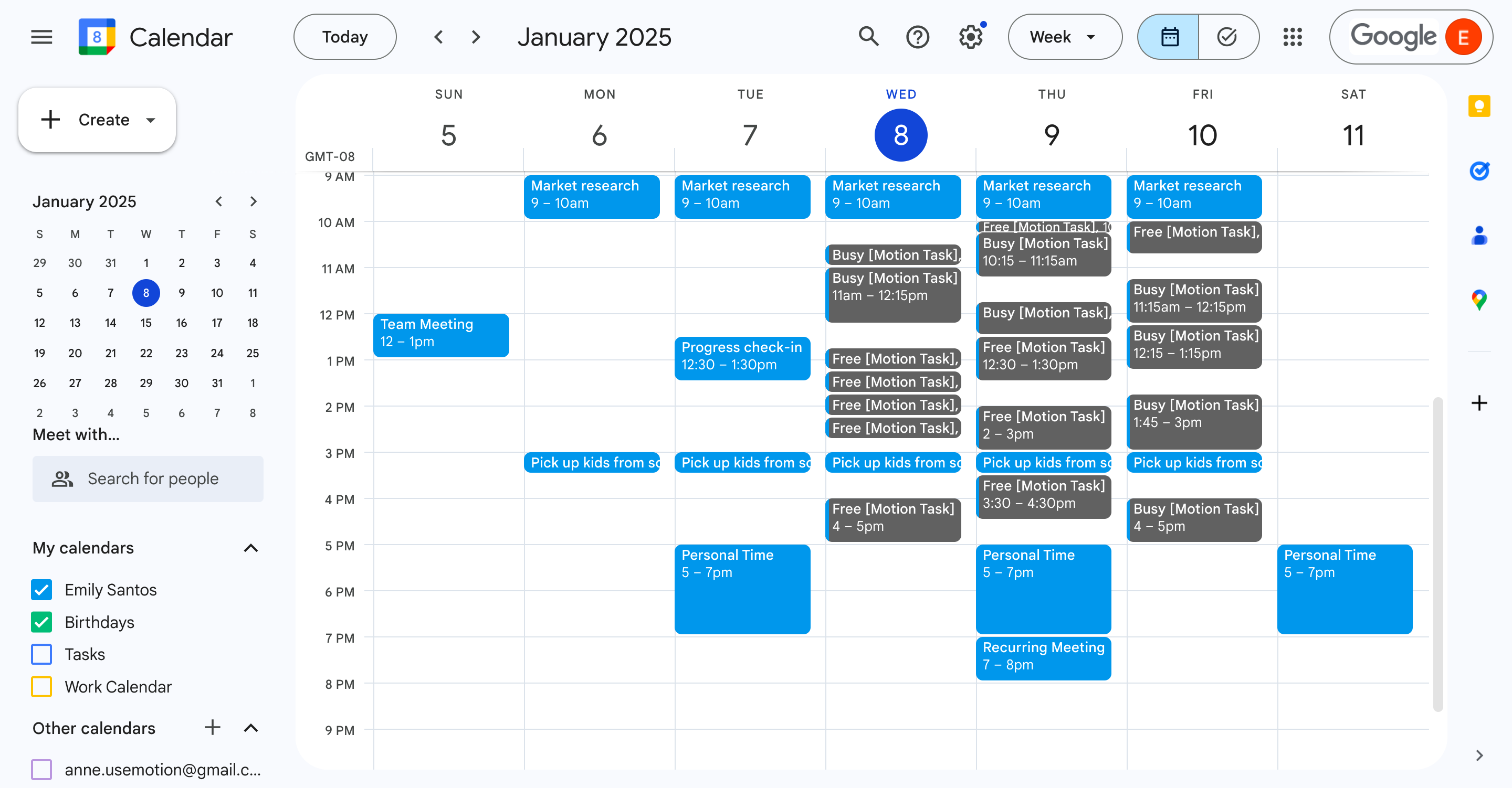 The "grey" blocks are tasks from Motion.